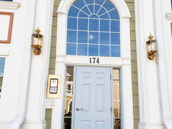 174 Kendrick Pl APT 18, Gaithersburg, MD 20878