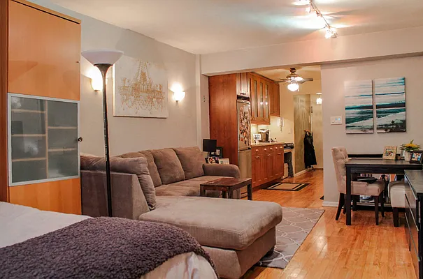 Rented by BLU Real Estate | media 35