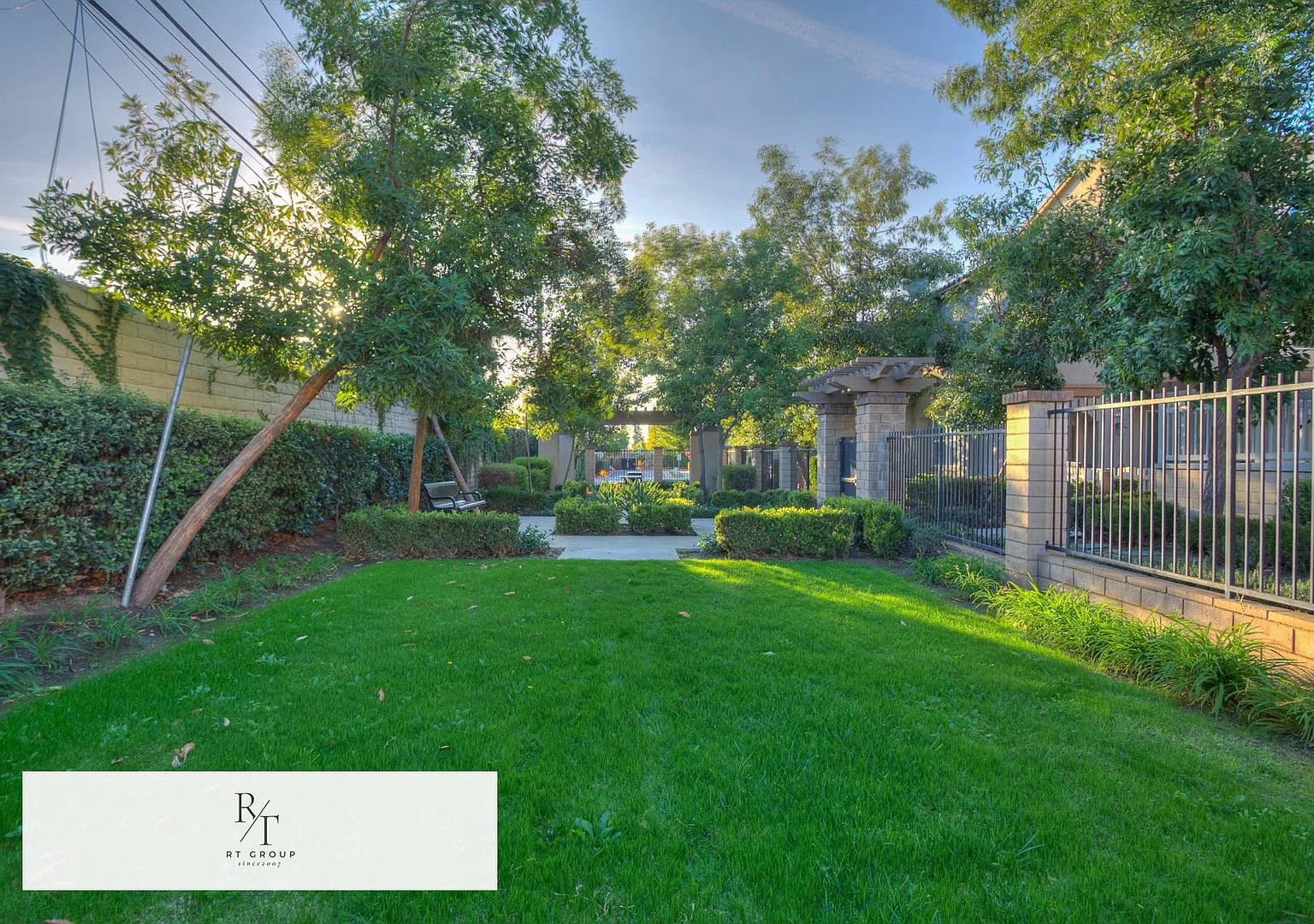Spacious 3BR/3BA Condo in Azusa, Near the 210 and Foothill Gold Line — Photo 2