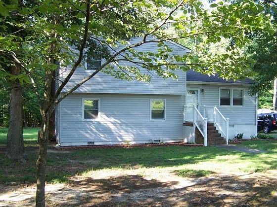2nd image of 9906 Sandy Ridge Rd