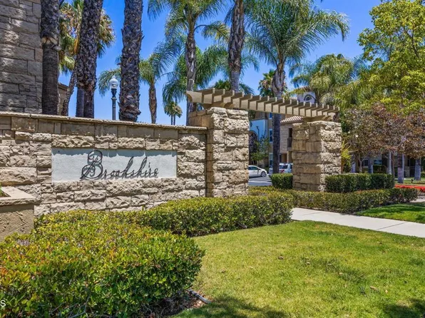 209 Riverdale Ct APT 551, Camarillo, CA 93012