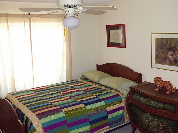 5th image of 209 Cinnamon Lake Cir