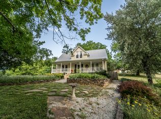 9776 Upper East Valley Rd, Pikeville, TN 37367