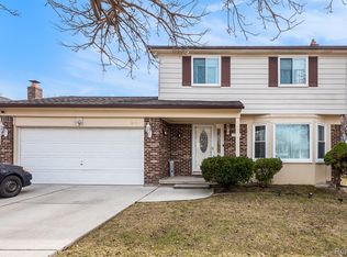 4810 Benjamin Dr, Sterling Heights, MI 48310