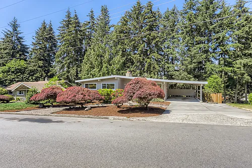 33 158th Pl SE Photo 1