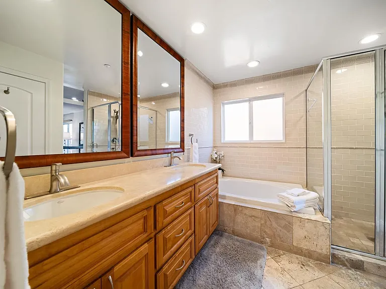 886 Felspar St — Photo 30