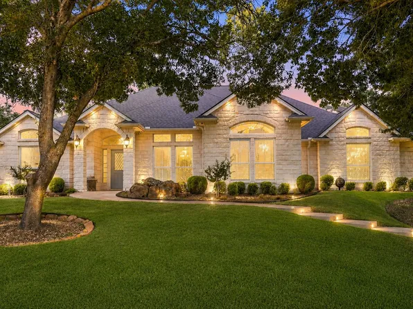 144 Saddle Brook Dr, Hudson Oaks, TX 76087