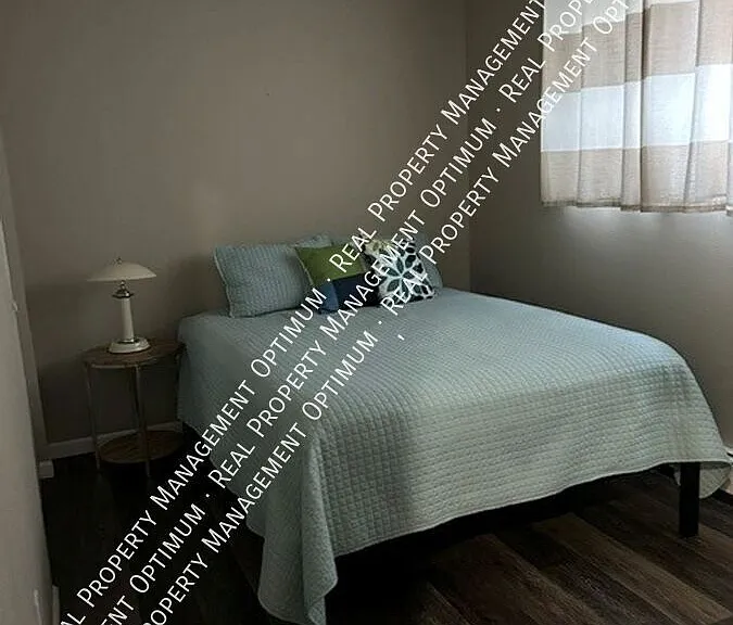 2520 Le Homme Dieu Hts NE #3 — Photo 25