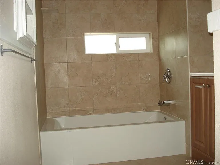 106 W Camile St #A — Photo 6