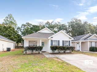 825 Willow Bridge Dr W, Mobile, AL 36695