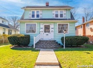 564 Baldwin Ave, Baldwin, NY 11510