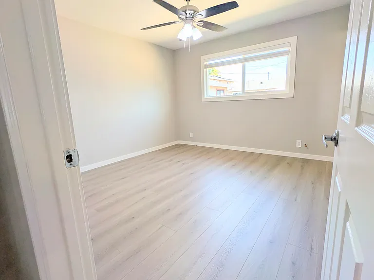 5438 Farina Ln — Photo 10