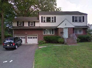 27 Woods Ave #1, Bergenfield, NJ 07621