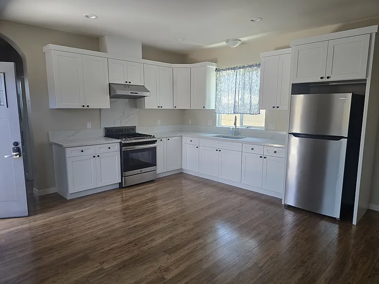 9022 Marlene Ave #B — Photo 5