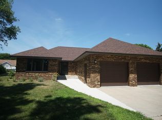 119 31st St NW, Willmar, MN 56201