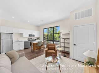 923 S State St #106, Lockport, IL 60441
