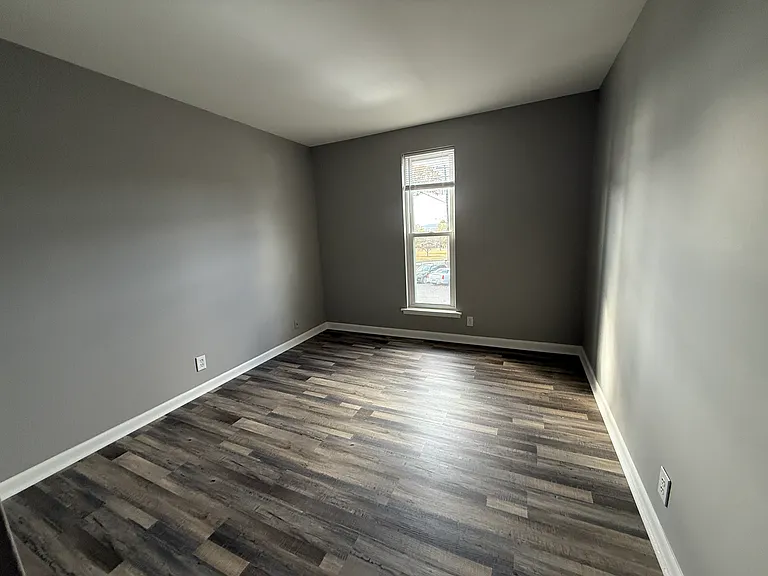 555 N Dupont Ave #B-27 — Photo 8