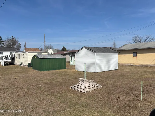1656 Fairview Ave, Berwick, PA 18603