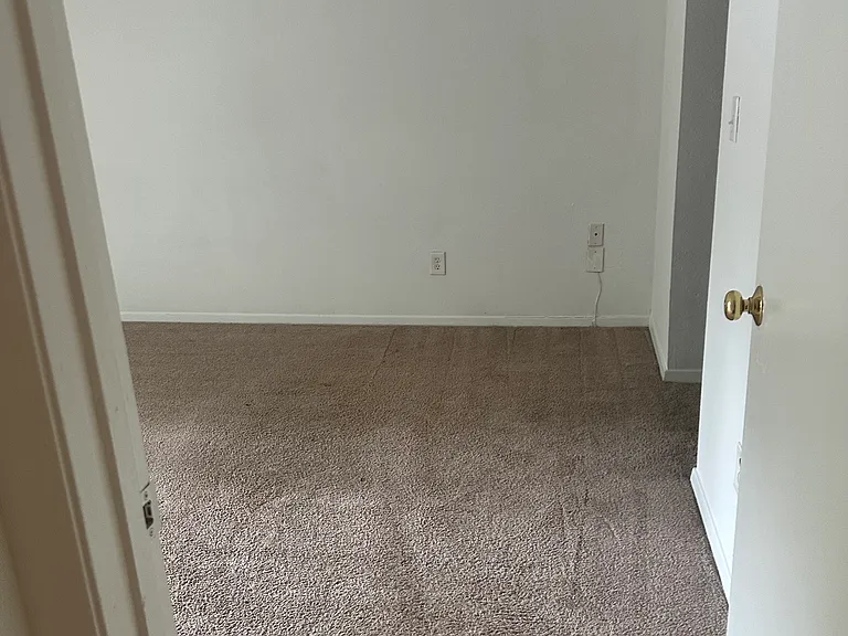 122 Seasons Pkwy — Photo 22