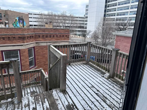 1033 S Oakley Blvd APT 3F, Chicago, IL 60612