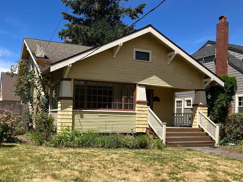 NE 23rd Ave