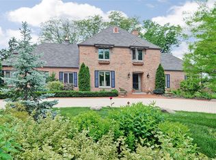 12 Wyndham Ct, Oak Brook, IL