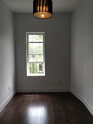 Rented by OCTAN REALTY MANAGEMENT LLC | media 36