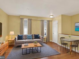 1400 S Chadwick St, Philadelphia, PA