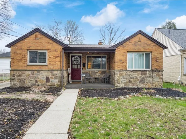 65 Avondale Dr, Akron, OH 44313