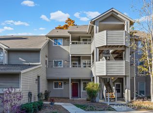 2545 Stockbridge Dr, Charlotte, NC 28210