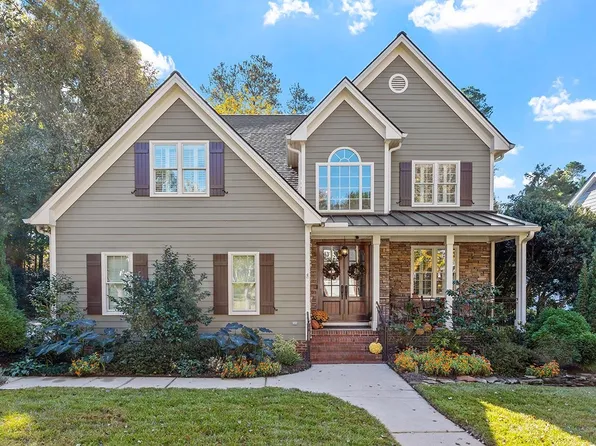 308 Flatrock Ln, Holly Springs, NC 27540