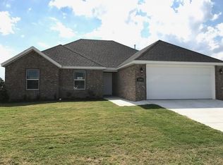 7285 Charlotte Ave, Springdale, AR 72762