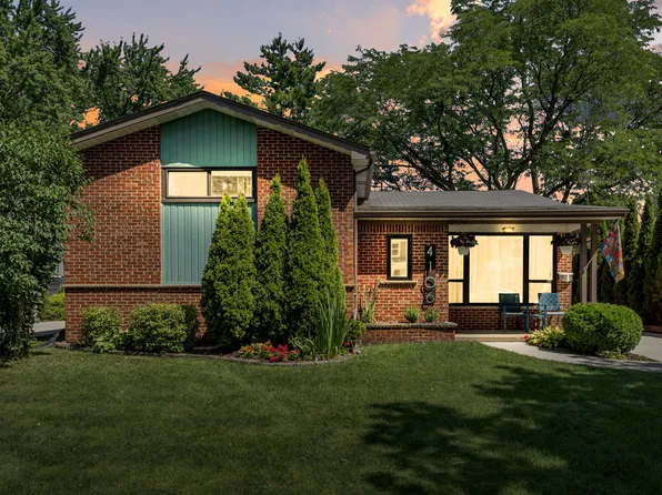 4106 Highfield Rd, Royal Oak, MI 48073