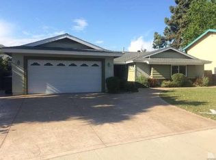 1587 E Modesto Ave, Camarillo, CA 93010