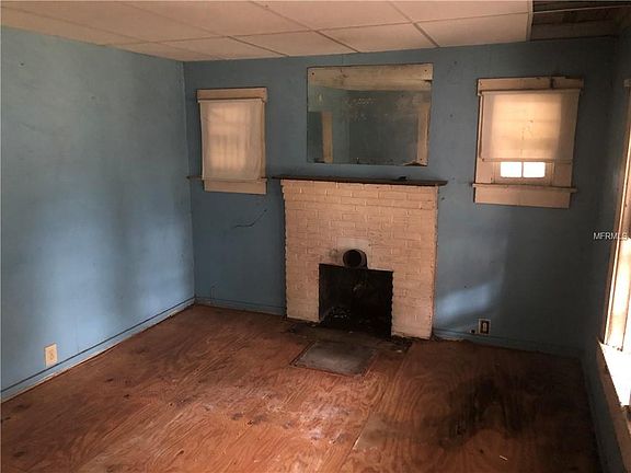 5th image of 3208 E 24th Ave
