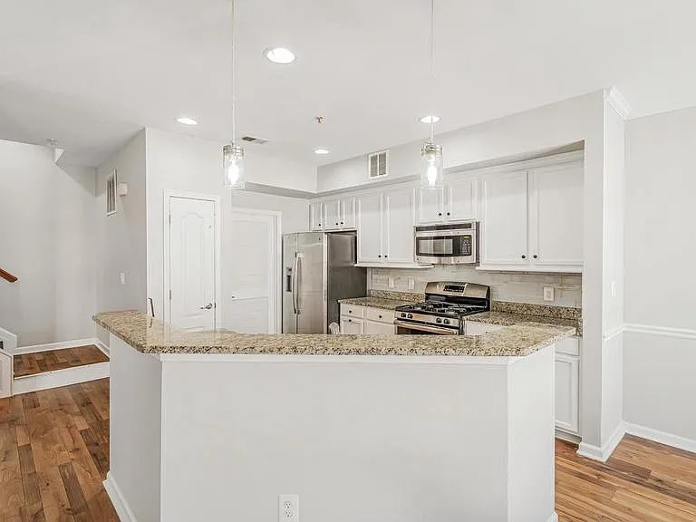 4888 Dane Ridge Cir — Photo 8