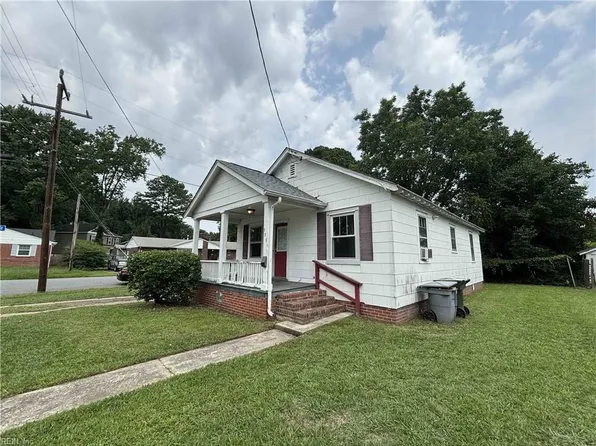 386 Leeland Ave, Hampton, VA 23661