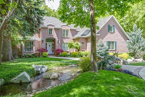 1st image of 5466 S Walker Woods Ln