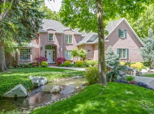 5466 S Walker Woods Ln, Holladay, UT 84117