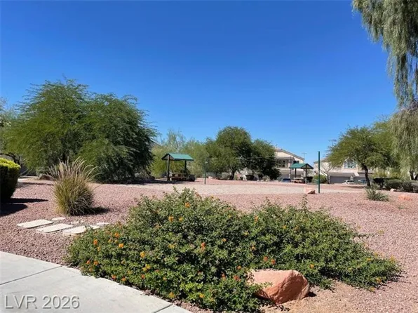 6713 Lookout Lodge Ln, North Las Vegas, NV 89084