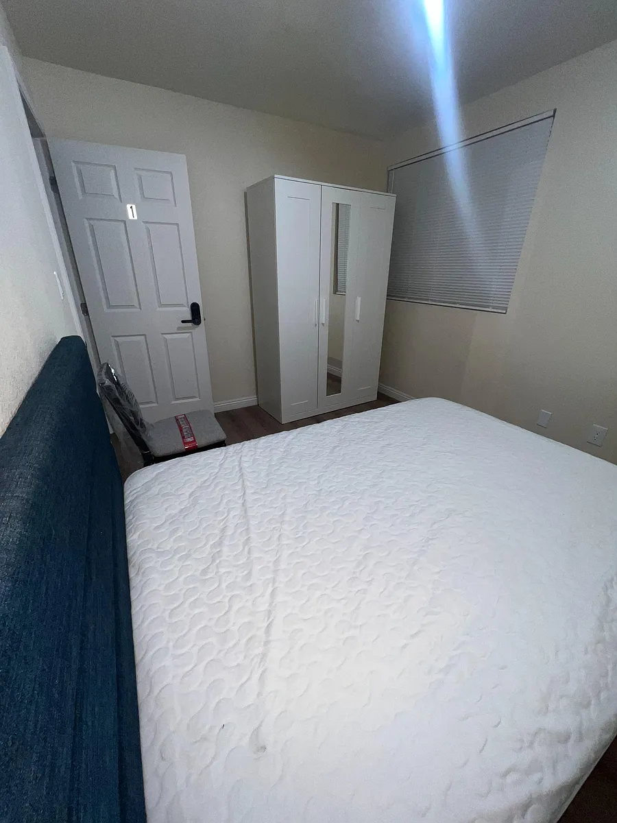 bedroom 1 - S Broadway