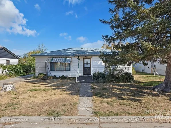 812 9th Ave E, Jerome, ID 83338