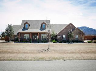 1129 Mount Marcy Dr, Lawton, OK 73507