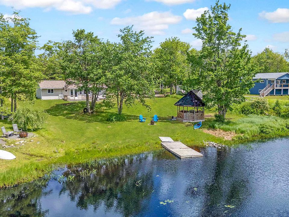 1st image of 110 Long Lake Rd