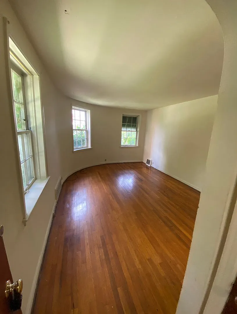 OSU Campus 1 bedroom 1 bath apartment — Photo 2