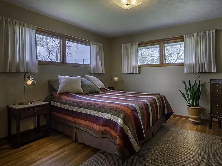 2021 Edith Ave — Photo 3