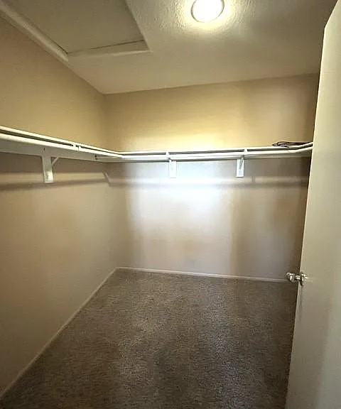 643 Laxford Rd — Photo 16