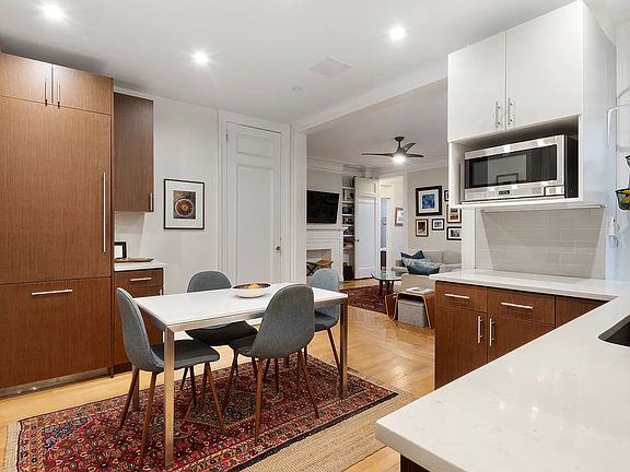 3rd image of 885 W End Ave APT 3D