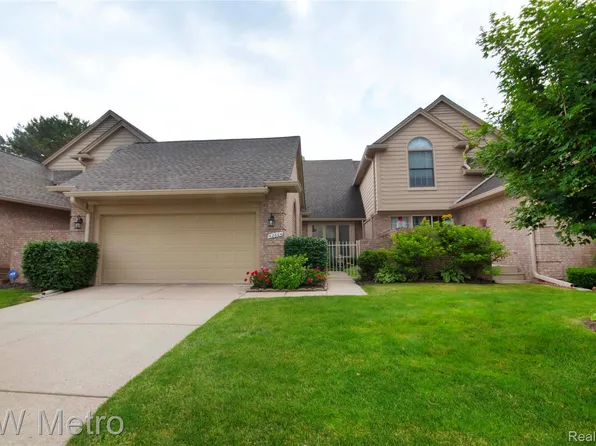 42664 Jason Ct #88, Sterling Heights, MI 48313
