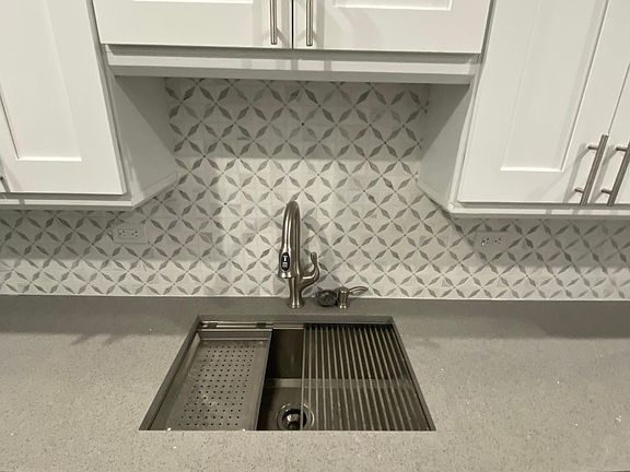 5th image of 2951 W 97th Pl